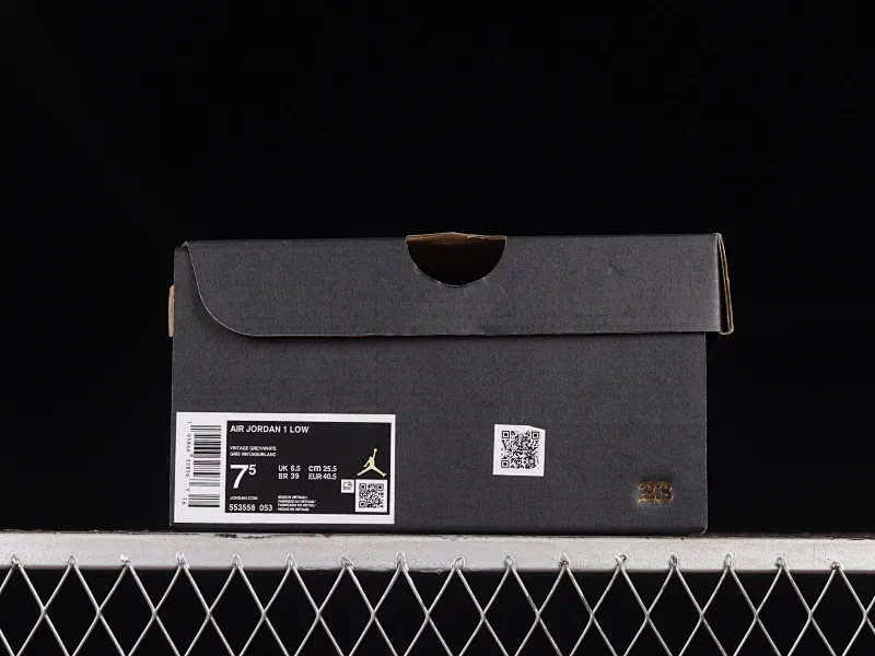 All categories Air Jordan Jordan series basketball shoes Air Jordan 1 Low Z version Air Jordan 1 Low AJ1 Joe 1 customized version strap deconstruction sports culture basketball shoes 553558-053